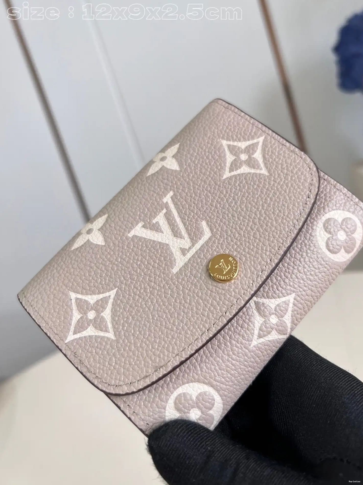 LOUIS VICTORINE VUITTON cm WALLET-12*9.5*2.5 0515